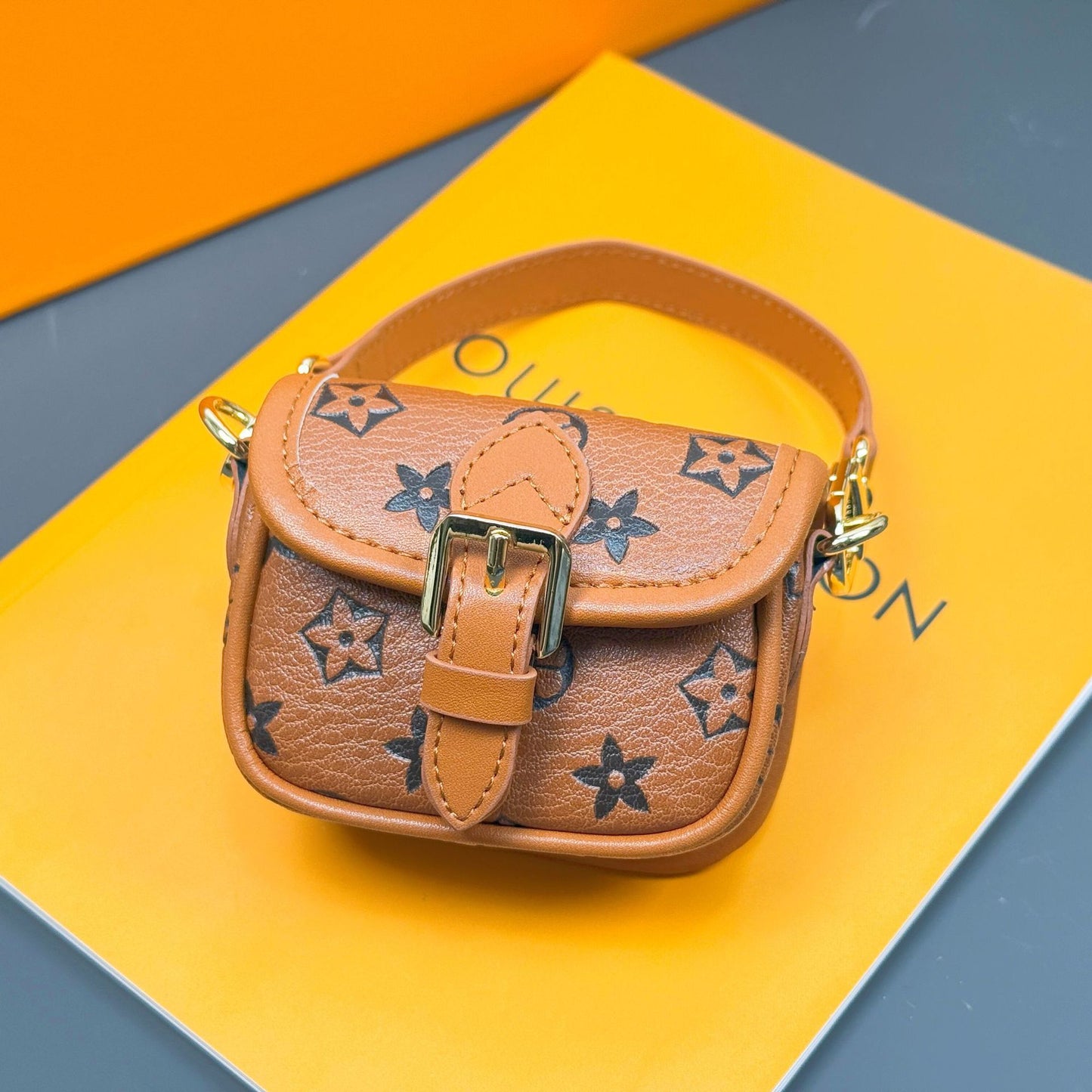 K3 Mini Club Bag (Diane Bag)